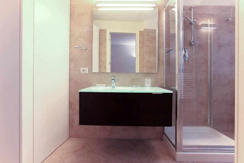 Brera Area Lovely Apt Close To Piazza Duomo Mailand Exterior foto